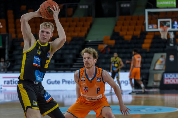 式输球令人 式输球令人