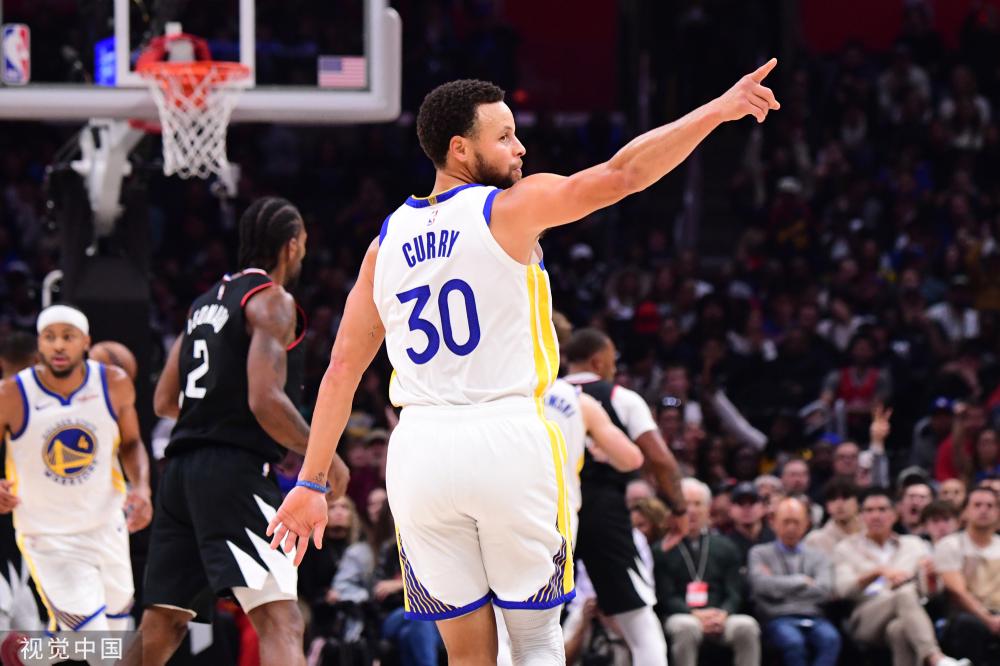 这对正在争 这对正在争